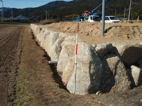 土地の造成時の石積み